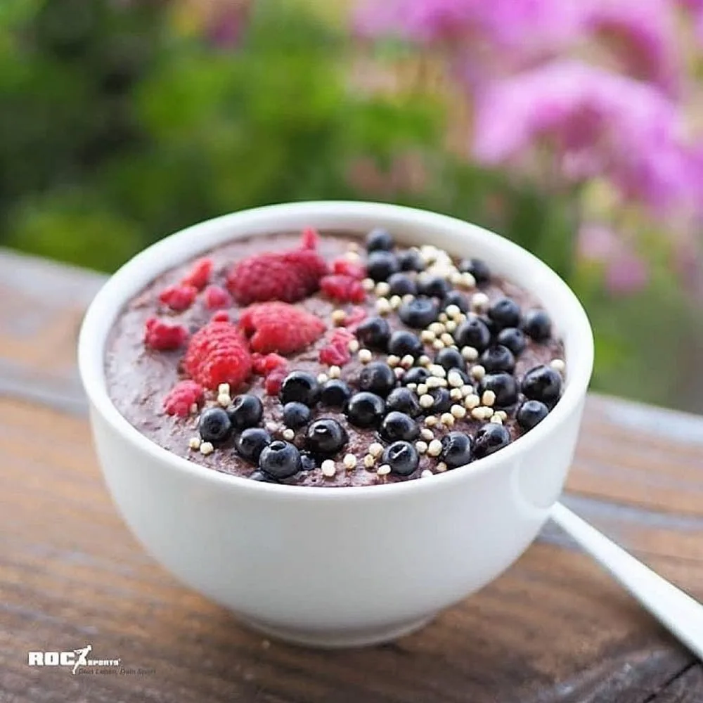 RoC-Sports | Blog | Rezepte | Fruchtiger Beeren-Kick Porridge