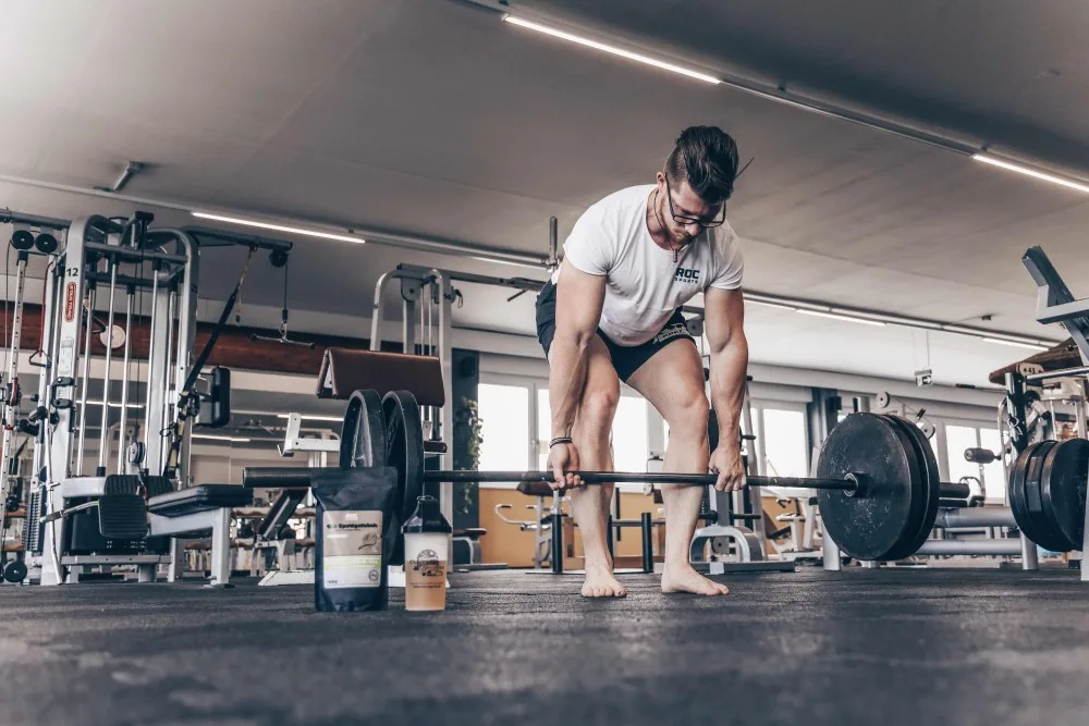 Maschinen-Training oder freies Gewicht?